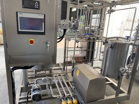 Специализированная пастеризаторная машина 500-20000L / H с ПЛК 500-20000L / H стерилизатор для яблоко / апельсиновый / кокосовой линии обработки SUS304 / 316