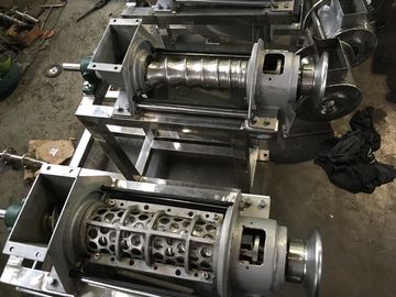 Усовершенствованная спиральная кокосовая соковая машина 2-3T/H SUS304